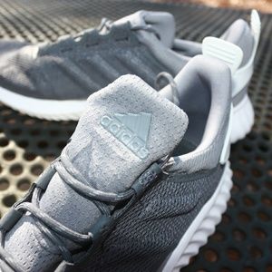 Adidas Alpha Bounce Tennis